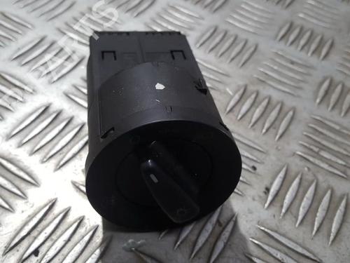 Used Switch Switch VW BORA I (1J2) 1.9 TDI (115 hp) 35709228 35709228