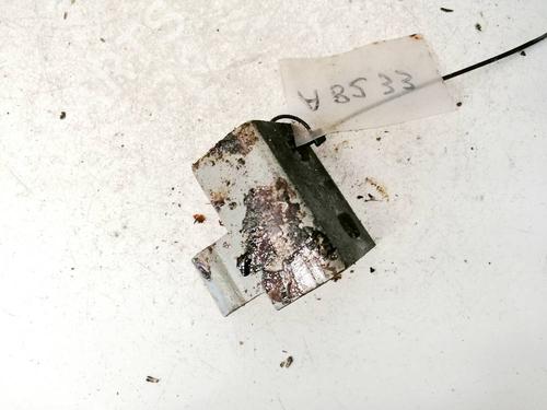 Used Hinge/Door check strap Hinge/Door check strap PEUGEOT 304 (_04M_) 1.3 (M02) (75 hp) 32579536 32579536