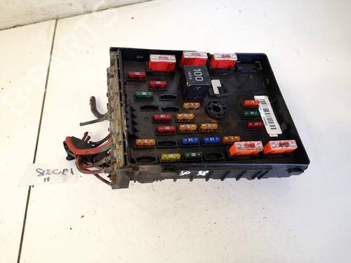 Used Fuse box Fuse box VW PASSAT B6 (3C2) 2.0 TDI (140 hp) 32939981 32939981