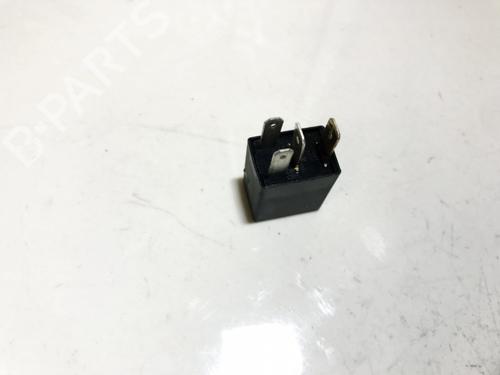 Electronic sensor HYUNDAI ELANTRA III (XD) 2.0 CRDi | BP33515161M84 - Image 2