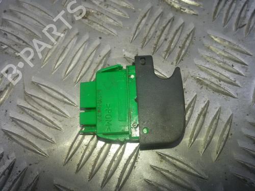 Used Switch Switch RENAULT CLIO III (BR0/1, CR0/1) 1.2 16V (BR0R, BR1D, BR1L, CR0R) (65 hp) 33506922 33506922
