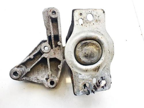 Used Engine mount Engine mount RENAULT SCÉNIC II (JM0/1_) 1.9 dCi (JM0G, JM12, JM1G, JM2C) (120 hp) 32926397 32926397