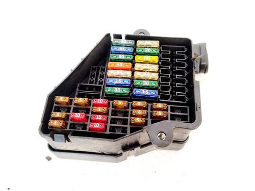 Used Fuse box Fuse box VOLVO V50 (545) 2.0 D (136 hp) 40275394 40275394