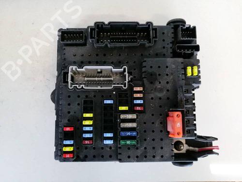 Used Fuse box Fuse box MERCEDES-BENZ E-CLASS (W211) E 220 CDI (211.006) (136 hp) 32949295 32949295
