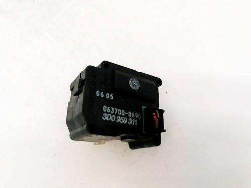 Used Electronic module Electronic module VW PHAETON (3D1, 3D2, 3D3, 3D4, 3D6, 3D7, 3D8, 3D9) 3.2 V6 (241 hp) 32919592 32919592
