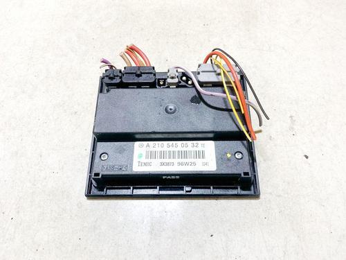 Used Electronic module Electronic module MERCEDES-BENZ E-CLASS (W210) E 290 Turbo-D (210.017) (129 hp) 33099853 33099853