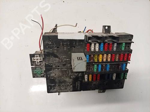 Used Fuse box Fuse box 37278639 37278639