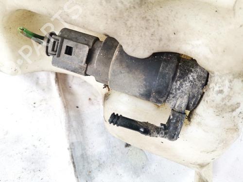 Used Washer pump Washer pump VW BORA I (1J2) 1.9 TDI (101 hp) 35603425 35603425