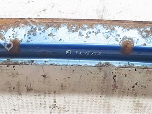 Used Front bumper reinforcement Front bumper reinforcement 38740561 38740561