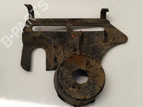 Used Support Support RENAULT SCÉNIC II (JM0/1_) 1.9 dCi (JM0G, JM12, JM1G, JM2C) (120 hp) 33751562 33751562