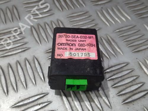 Used Electronic module Electronic module MERCEDES-BENZ E-CLASS (W211) E 200 Kompressor (211.042) (163 hp) 35694526 35694526