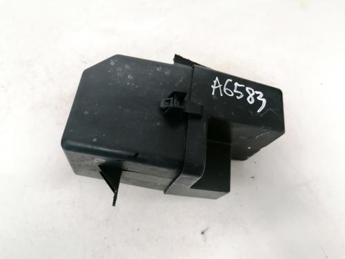 Used Fuse box Fuse box AUDI TT (8N3) 1.8 T quattro (180 hp) 33093628 33093628