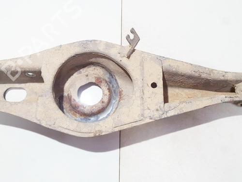 Used Right rear suspension arm Right rear suspension arm PEUGEOT 406 (8B) 2.0 16V (132 hp) 35860815 35860815