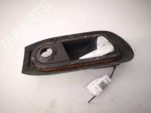 Used Front right interior door handle Front right interior door handle 34817058 34817058