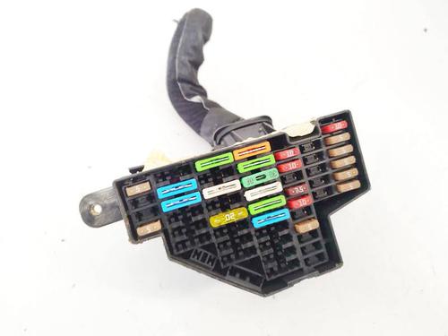 Used Fuse box Fuse box SEAT LEON (1P1) 2.0 FSI (150 hp) 40274752 40274752