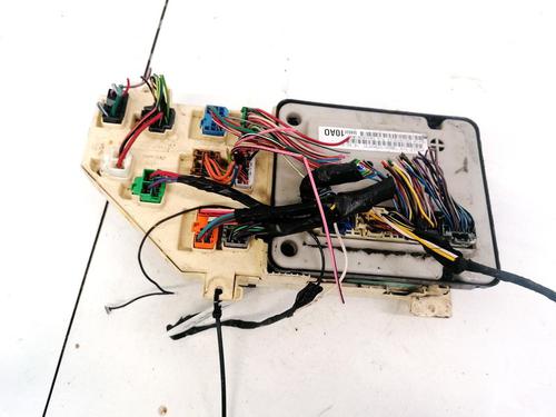 Used Fuse box Fuse box CHRYSLER 300M (LR) 3.5 V6 24V (252 hp) 32904290 32904290