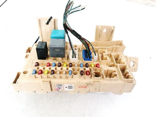 Used Fuse box Fuse box TOYOTA AVENSIS (_T25_) 2.2 D-CAT (ADT251_, ADT251R) (177 hp) 32915610 32915610