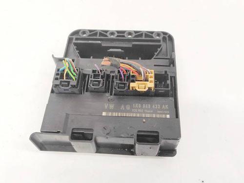 Used Electronic module Electronic module VW GOLF V (1K1) 1.9 TDI (105 hp) 35339121 35339121