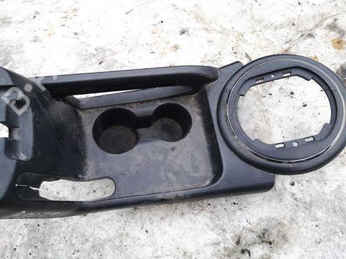 Used Cup/Object holder Cup/Object holder KIA SPORTAGE III (SL) 1.7 CRDi (116 hp) 35144829 35144829