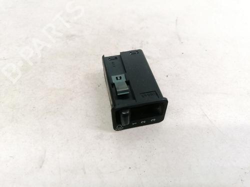 switch-rover-400-ii-hatchback-rt-1995-1996-1997-1998-1999-2000-35485329 main image