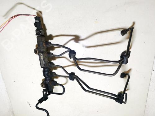 Used Injection rail Injection rail 35566863 35566863