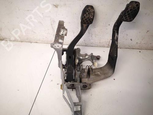 Used Pedal Pedal 34807943 34807943