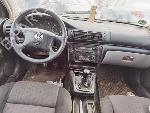 Electronic module VW PASSAT B5 Variant (3B5) 1.6 | BP33093831M83  - Image 11