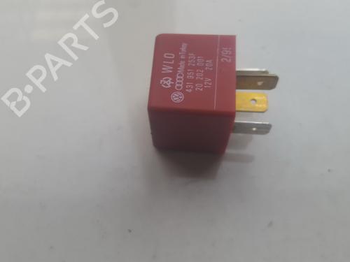 Used Electronic sensor Electronic sensor AUDI 80 B3 Saloon (893, 894, 8A2) 1.8 S (90 hp) 33511282 33511282