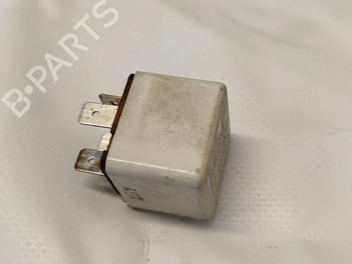 Used Other Other OPEL SIGNUM Hatchback (Z03) 2.2 DTI (F48) (125 hp) 33098451 33098451