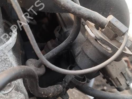 injection-rail-renault-clio-ii-hatchback-van-sb012_-1998-35236248 main image