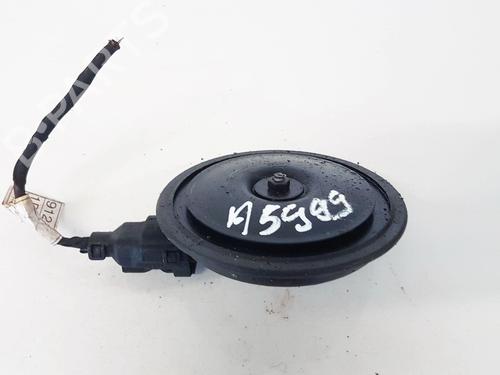 horn-kia-carens-iii-mpv-un-2006-2007-2008-2009-2010-2011-2012-2013-35629148 main image