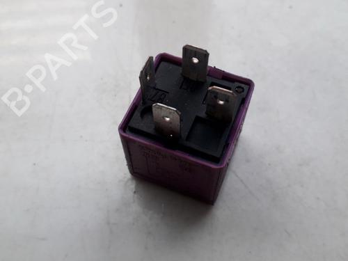 Electronic sensor SKODA SUPERB I (3U4) 2.5 TDI | BP33513634M84 - Image 2