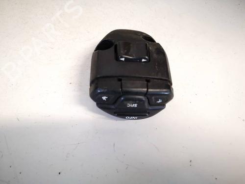 Used Steering wheel controls Steering wheel controls 34879879 34879879