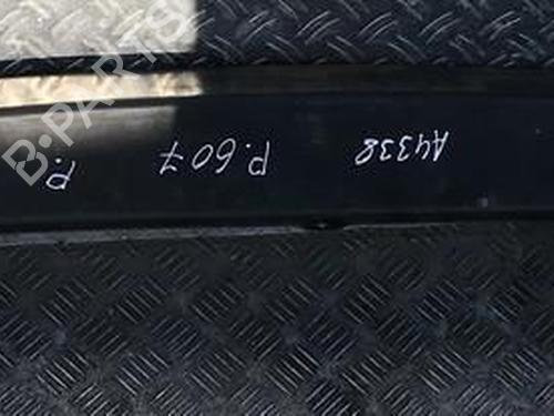 Used Front bumper reinforcement Front bumper reinforcement 35714124 35714124