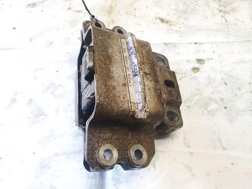 Used Engine mount Engine mount SEAT ALTEA (5P1) 1.9 TDI (105 hp) 32901300 32901300