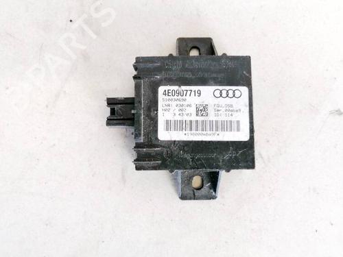 Used Electronic module Electronic module MERCEDES-BENZ E-CLASS (W211) E 220 CDI (211.006) (136 hp) 35258771 35258771