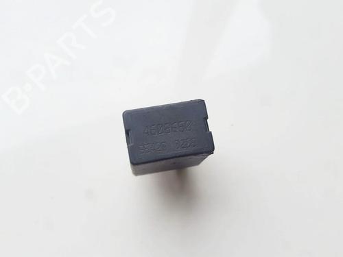 Used Electronic sensor Electronic sensor CHRYSLER VOYAGER / GRAND VOYAGER III (GS_, NS_) 2.4 i (151 hp) 33519264 33519264