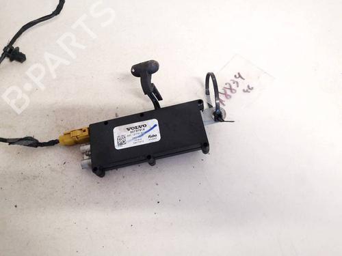 Used Electronic module Electronic module VOLVO V50 (545) 2.0 D (136 hp) 35329472 35329472