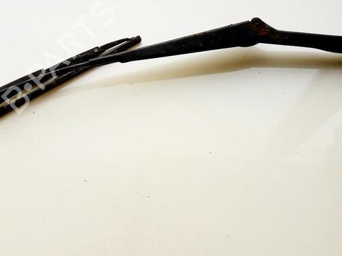 Used Front windshield wiper arm Front windshield wiper arm VW TRANSPORTER T4 Van (70A, 70H, 7DA, 7DH) 1.9 D (61 hp) 33519916 33519916