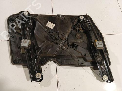 Used Front right window mechanism Front right window mechanism VW GOLF VI (5K1) 1.4 TSI (160 hp) 39909926 39909926