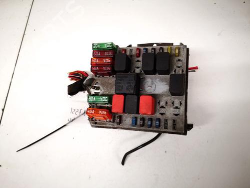 Used Fuse box Fuse box ALFA ROMEO 147 (937_) 1.6 16V T.SPARK (937.AXA1A, 937.AXB1A, 937.BXB1A) (120 hp) 32891224 32891224