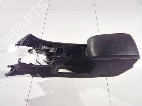 Used Armrest / Center console Armrest / Center console FORD MONDEO IV (BA7) 1.8 TDCi (125 hp) 35121670 35121670