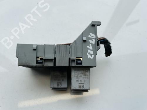 fuse-box-opel-meriva-a-mpv-x03-2003-2004-2005-2006-2007-2008-2009-2010-32879490 main image