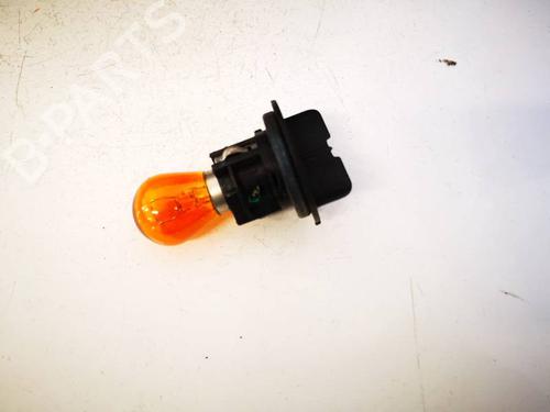 Lampeholder Lampeholder MERCEDES-BENZ E-CLASS T-Model (S211) E 200 T Kompressor (211.242) (163 hp) 36942418 36942418