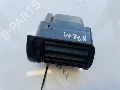 air-vent-audi-a4-b5-8d2-1994-1995-1996-1997-1998-1999-2000-2001-32881205 main image