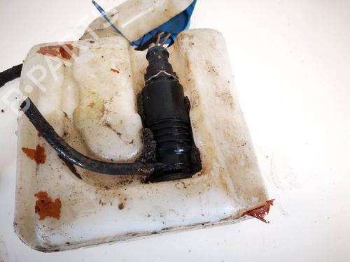 washer-pump-audi-a4-b5-8d2-1994-1995-1996-1997-1998-1999-2000-2001-35207979 main image