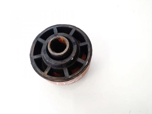 Used Engine mount Engine mount LAND ROVER RANGE ROVER SPORT I (L320) 2.7 D 4x4 (190 hp) 32905838 32905838