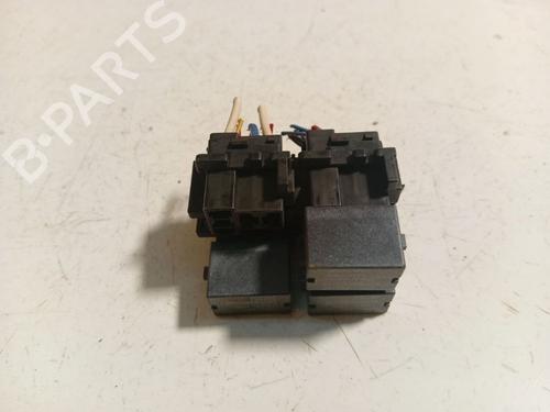 Used Fuse box Fuse box HONDA CIVIC IX (FK) 1.6 i-DTEC (FK3) (120 hp) 33489964 33489964