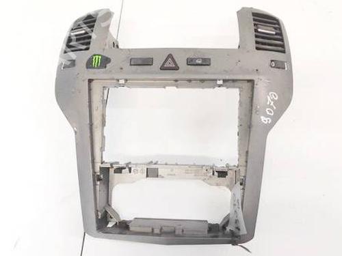 Used Air vent OPEL ZAFIRA / ZAFIRA FAMILY B (A05) 1.9 CDTI (M75) (100 hp) 32942815