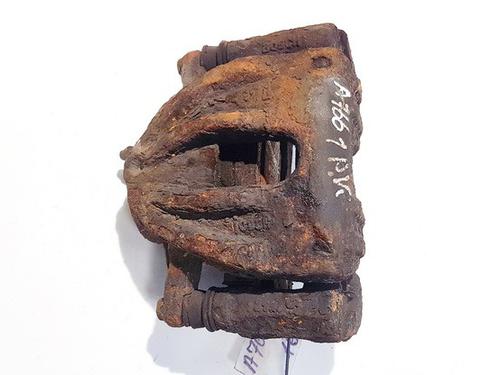 Used Left front brake caliper Left front brake caliper 35449956 35449956
